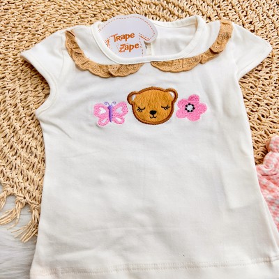 Conj. Blusa Ursinha, Borboleta com Flor e Short Quadriculado - Off White e Rose